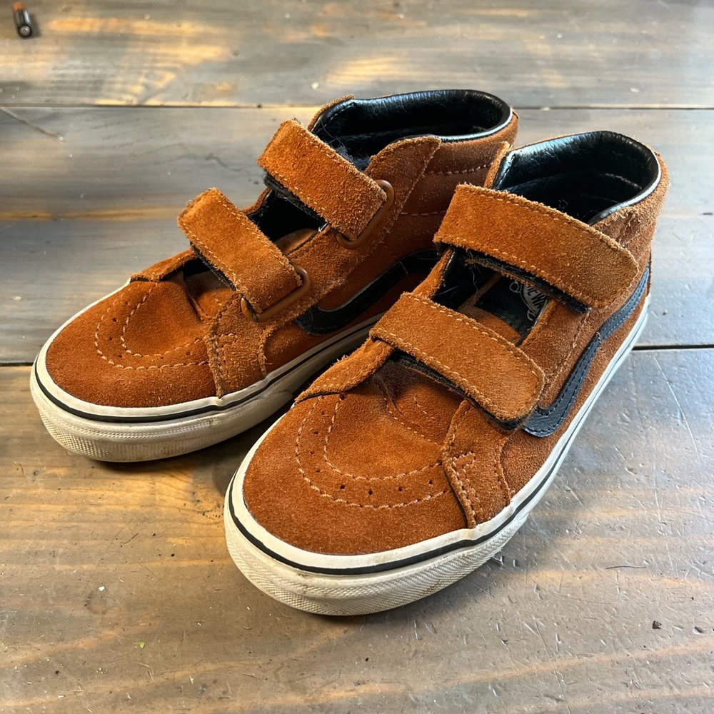 Vans Brown Kids Boys high top old skool Sneakers with Velcro - dress